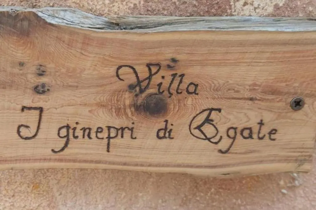 Villa I Ginepri Di Egate - Relax E Privacy Fort Village 0*,  Italy